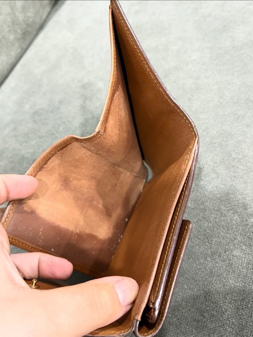 Louis Vuitton Monogram wallet - Picture 8 of 12